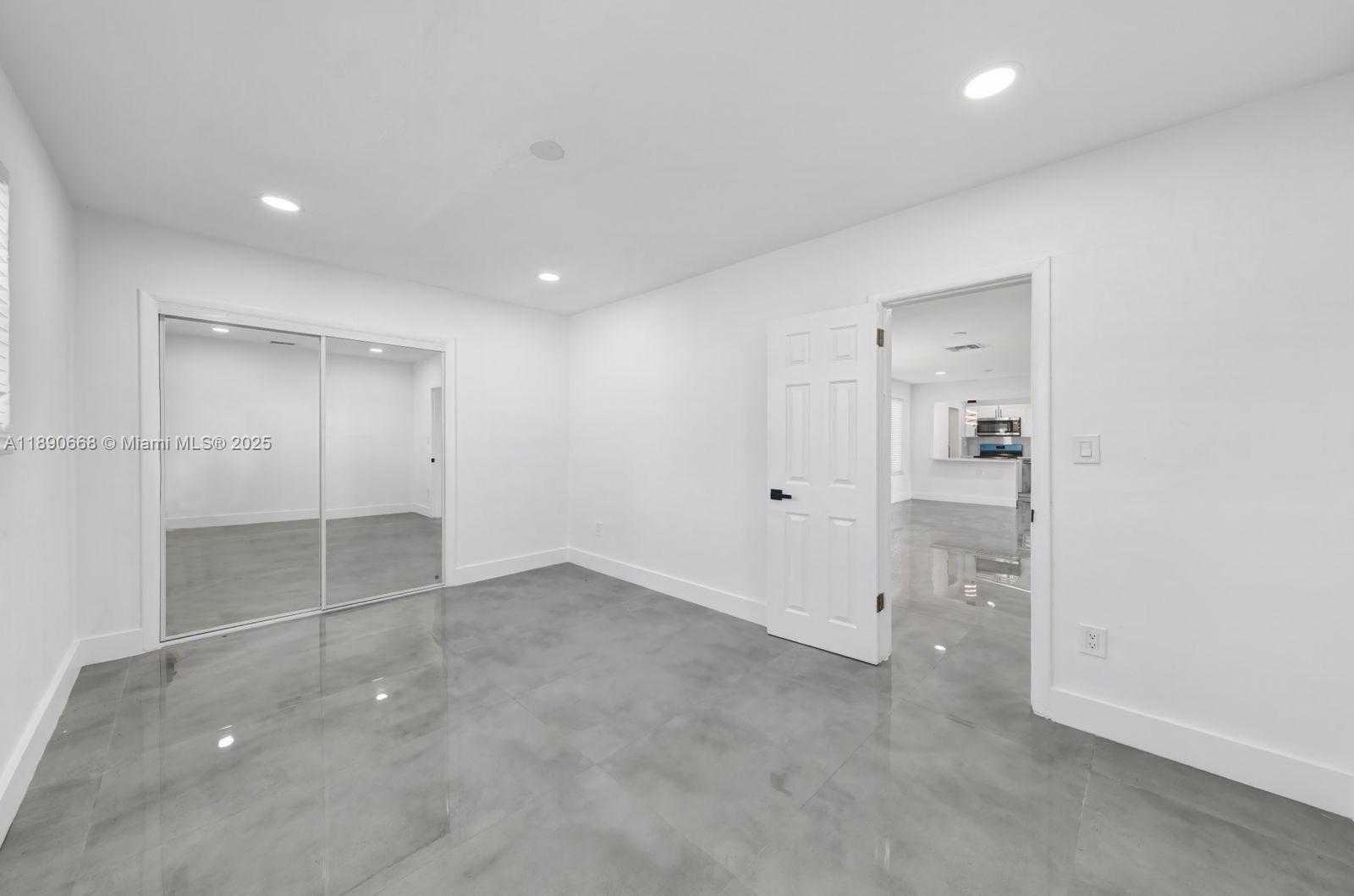Small Image of 3210 NORTH 72ND WAY, Hollywood Number 14