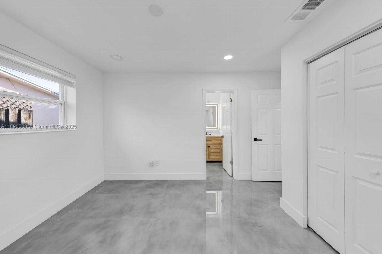 Small Image of 3210 NORTH 72ND WAY, Hollywood Number 20