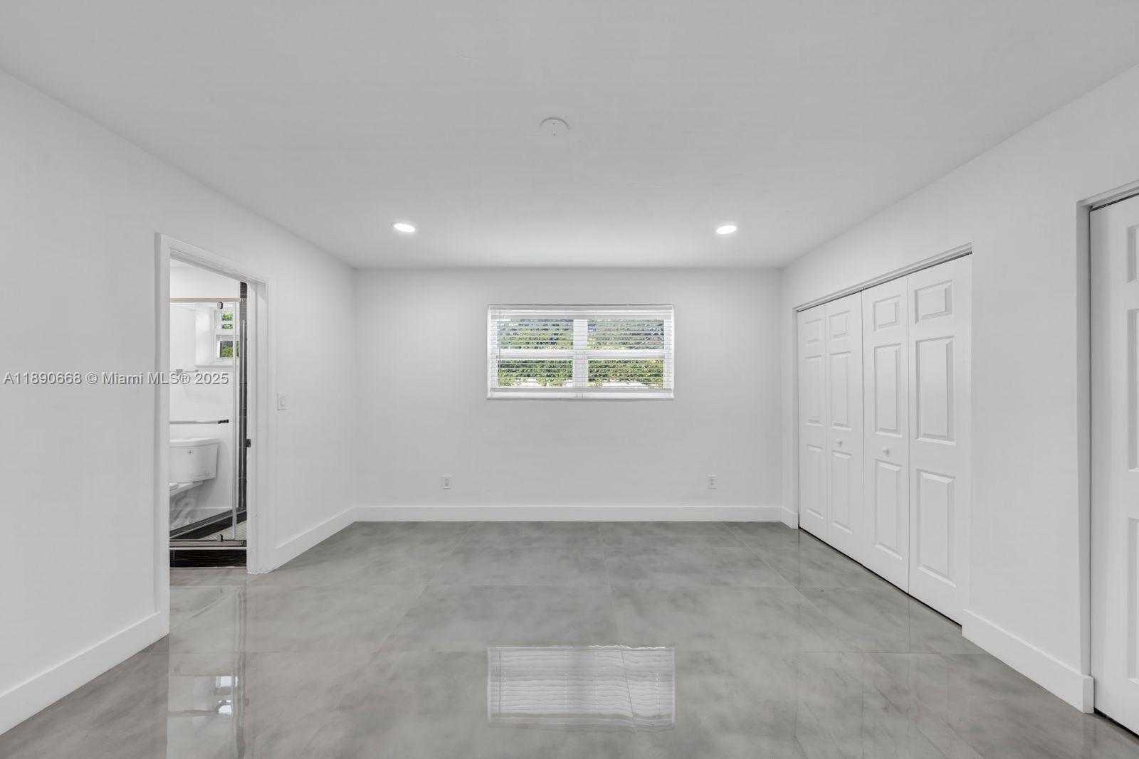 Small Image of 3210 NORTH 72ND WAY, Hollywood Number 21