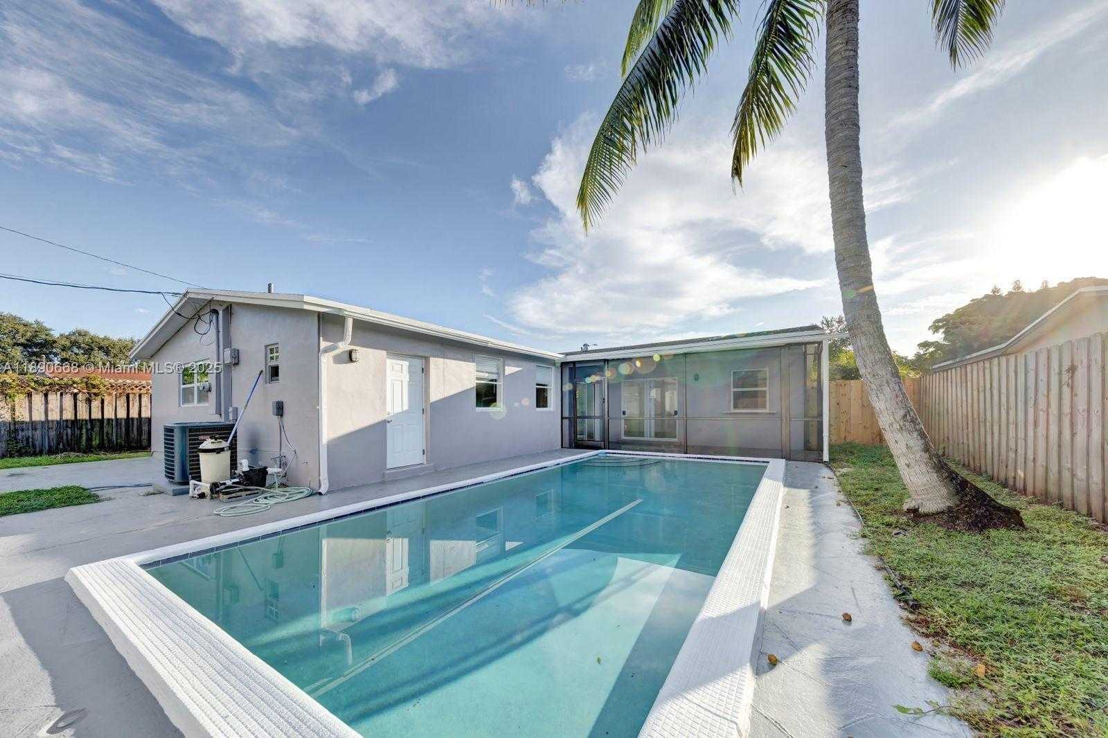 Small Image of 3210 NORTH 72ND WAY, Hollywood Number 28