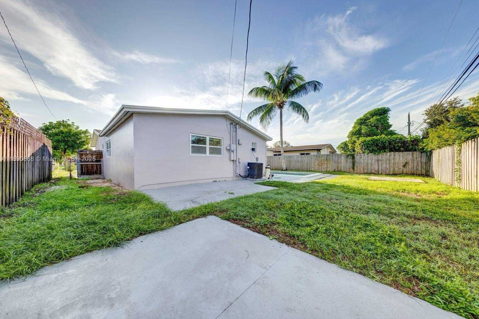 Small Image of 3210 NORTH 72ND WAY, Hollywood Number 29
