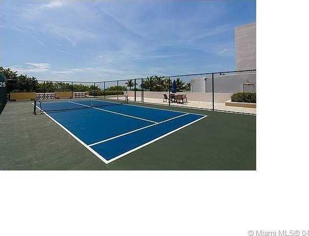 Small Image of 5555 COLLINS AVE #11U, Miami Beach Number 5