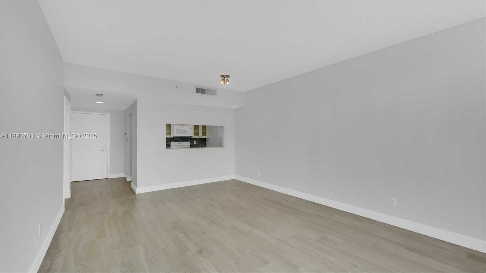 Small Image of 2475 BRICKELL AVE #803, Miami Number 23