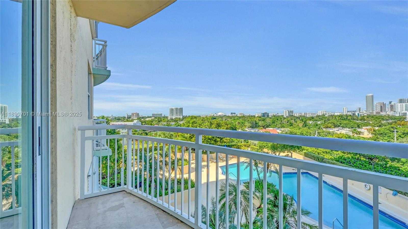 Small Image of 2475 BRICKELL AVE #803, Miami Number 32