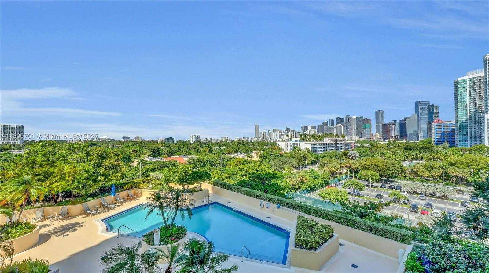 Small Image of 2475 BRICKELL AVE #803, Miami Number 35
