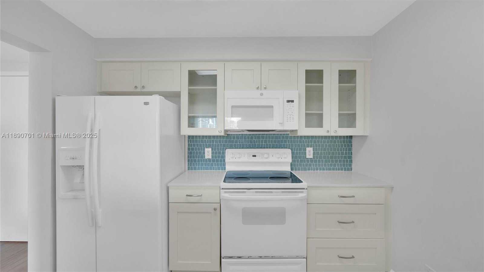 Small Image of 2475 BRICKELL AVE #803, Miami Number 7