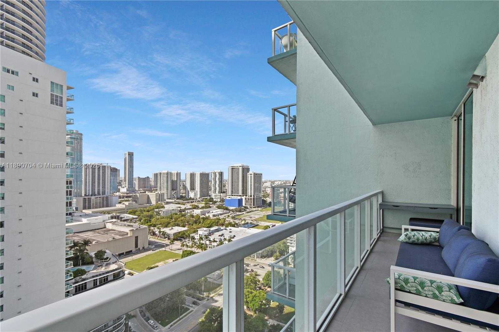 Small Image of 1900 NORTH BAYSHORE DR #2807, Miami Number 16