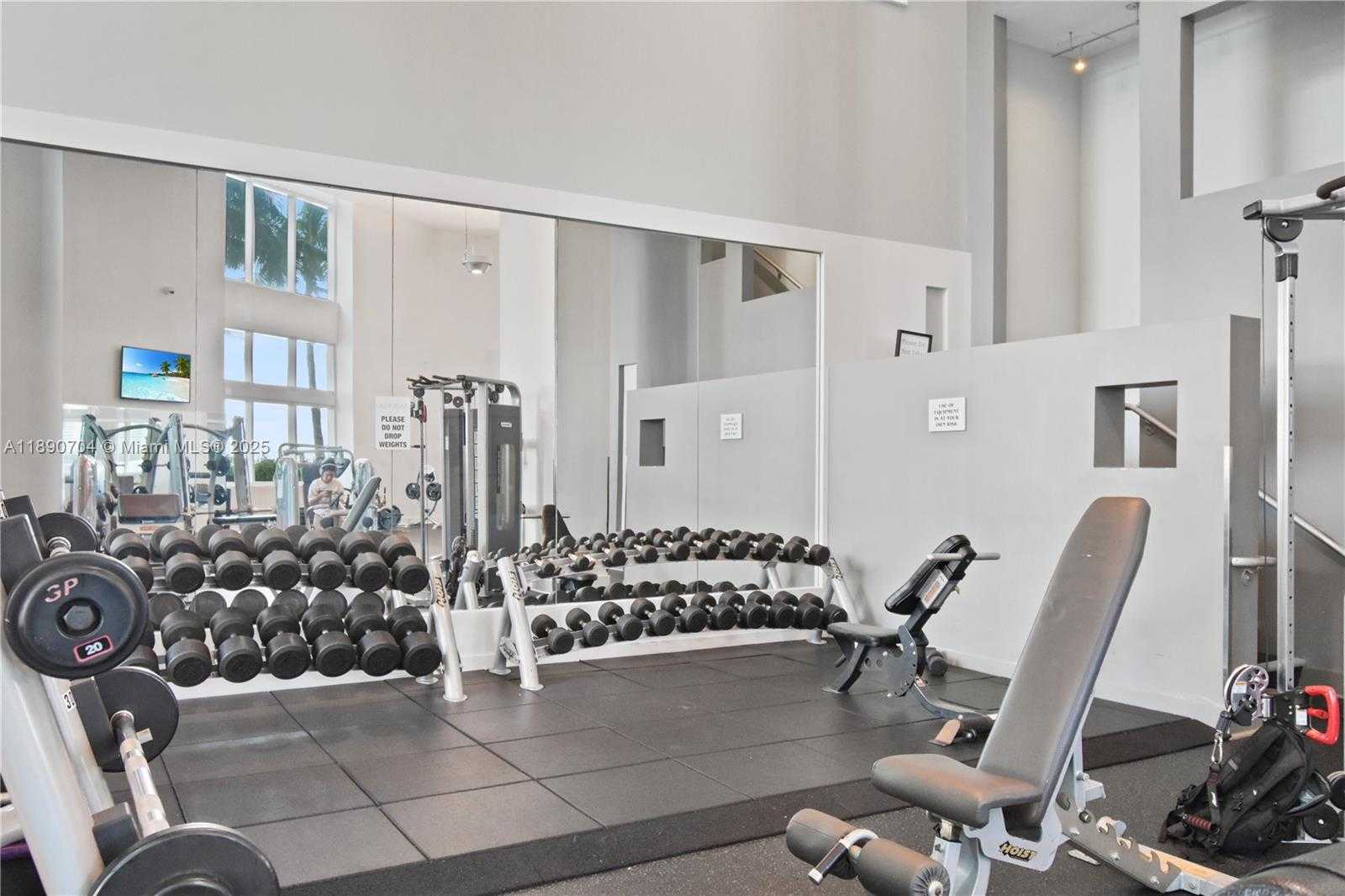 Small Image of 1900 NORTH BAYSHORE DR #2807, Miami Number 18