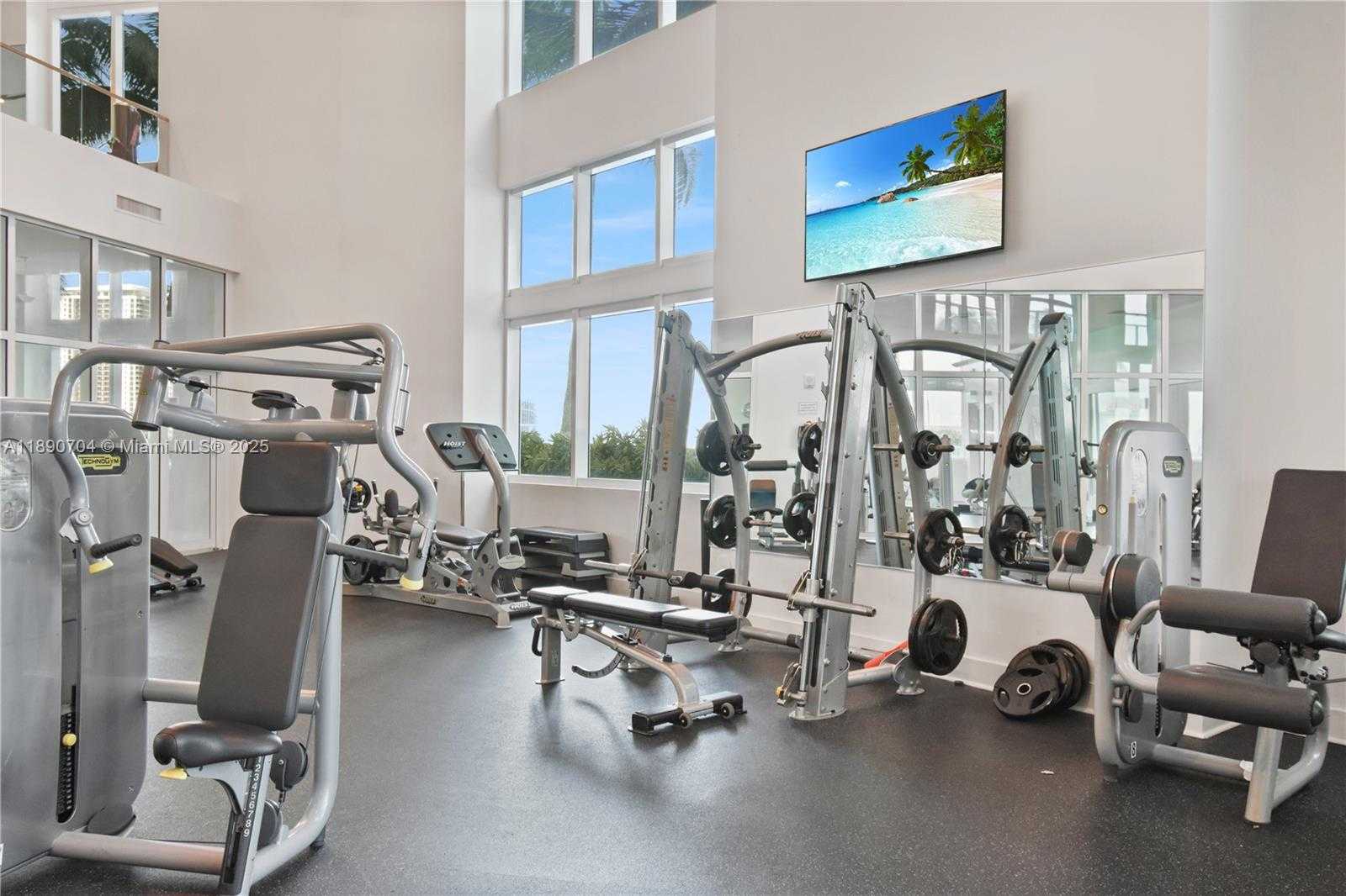 Small Image of 1900 NORTH BAYSHORE DR #2807, Miami Number 19