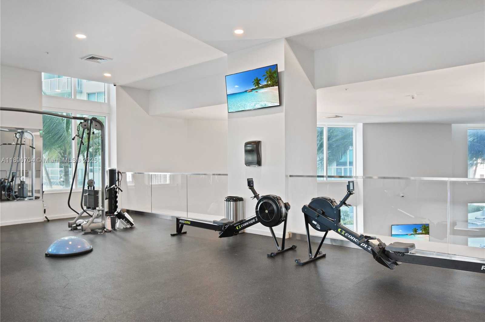 Small Image of 1900 NORTH BAYSHORE DR #2807, Miami Number 21