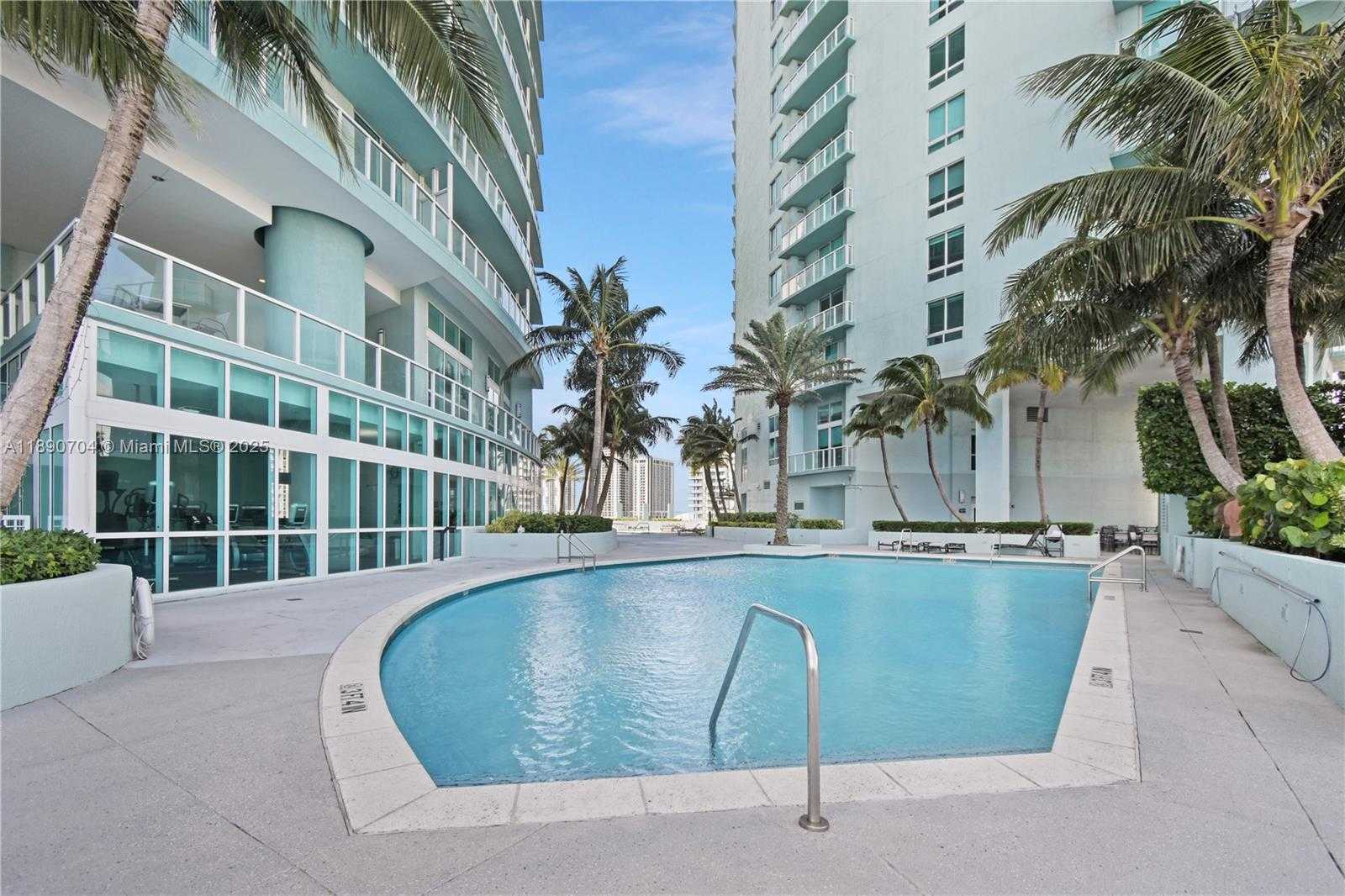 Small Image of 1900 NORTH BAYSHORE DR #2807, Miami Number 27