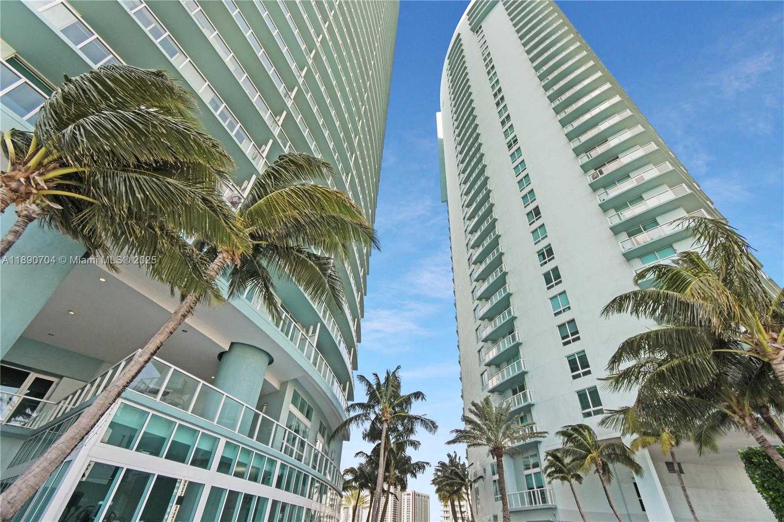 Small Image of 1900 NORTH BAYSHORE DR #2807, Miami Number 28