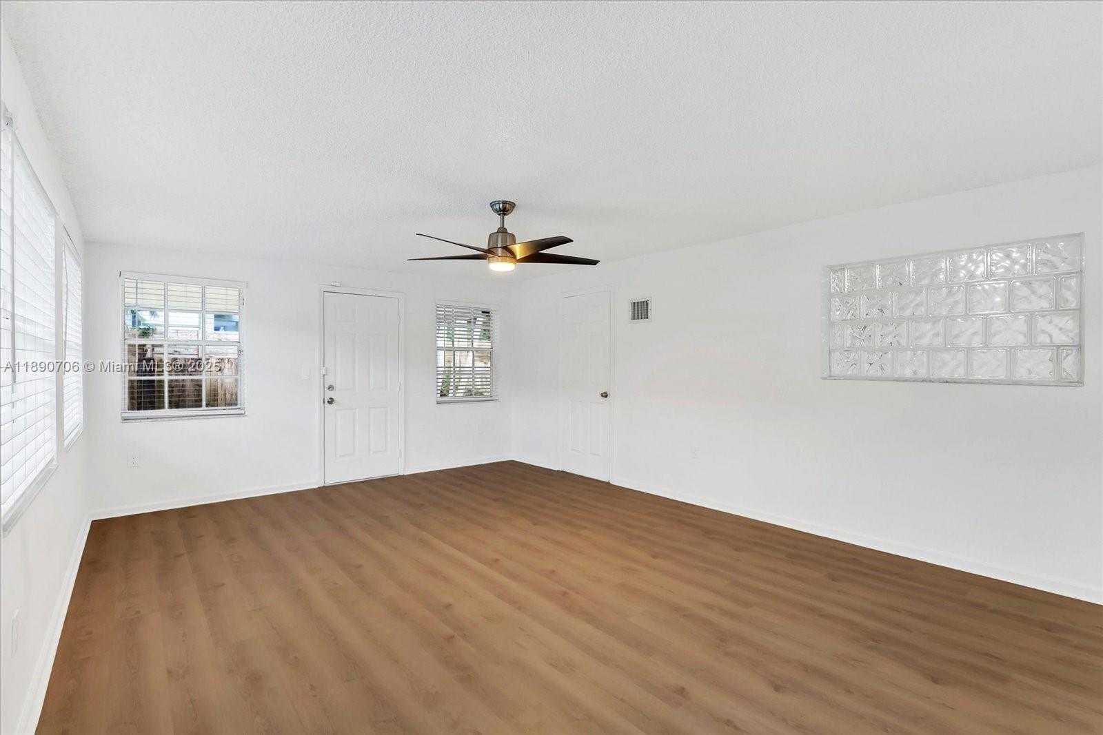 Small Image of 4090 SOUTH WEST 69TH AVE, Miami Number 10