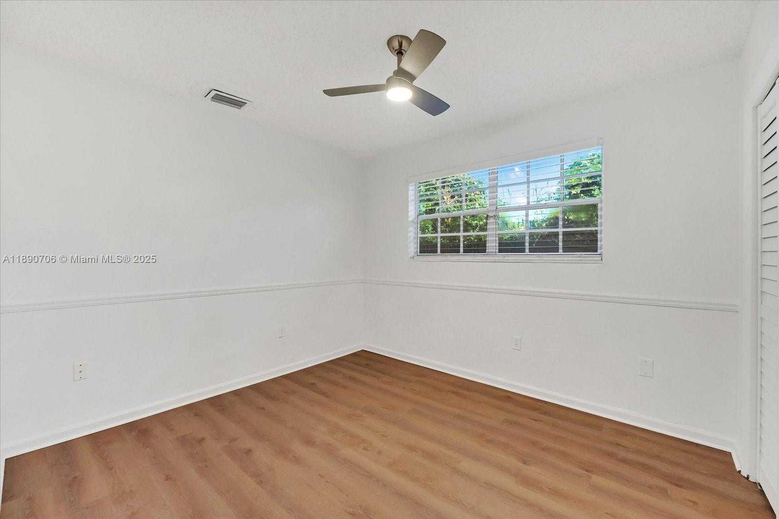 Small Image of 4090 SOUTH WEST 69TH AVE, Miami Number 15