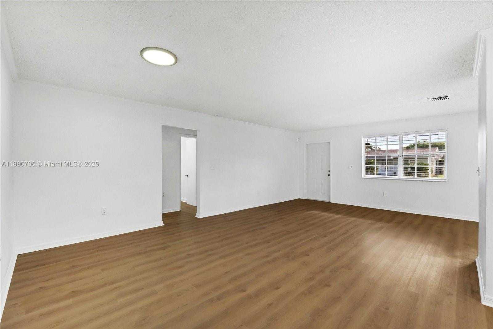 Small Image of 4090 SOUTH WEST 69TH AVE, Miami Number 2