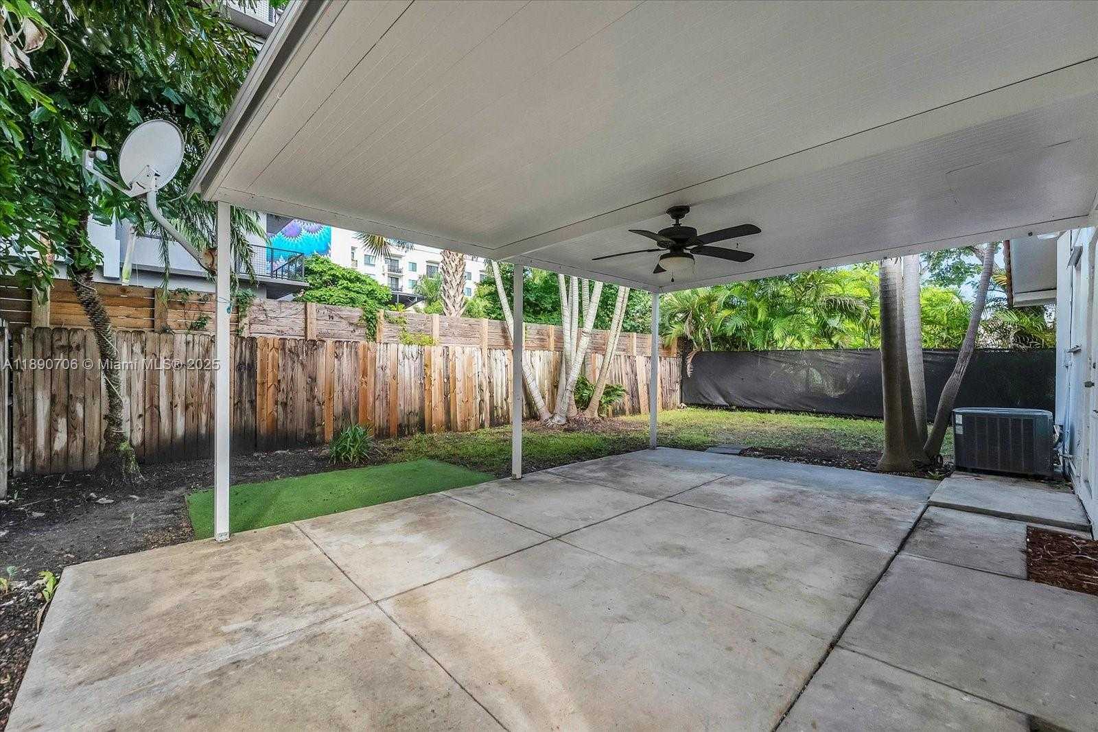 Small Image of 4090 SOUTH WEST 69TH AVE, Miami Number 24