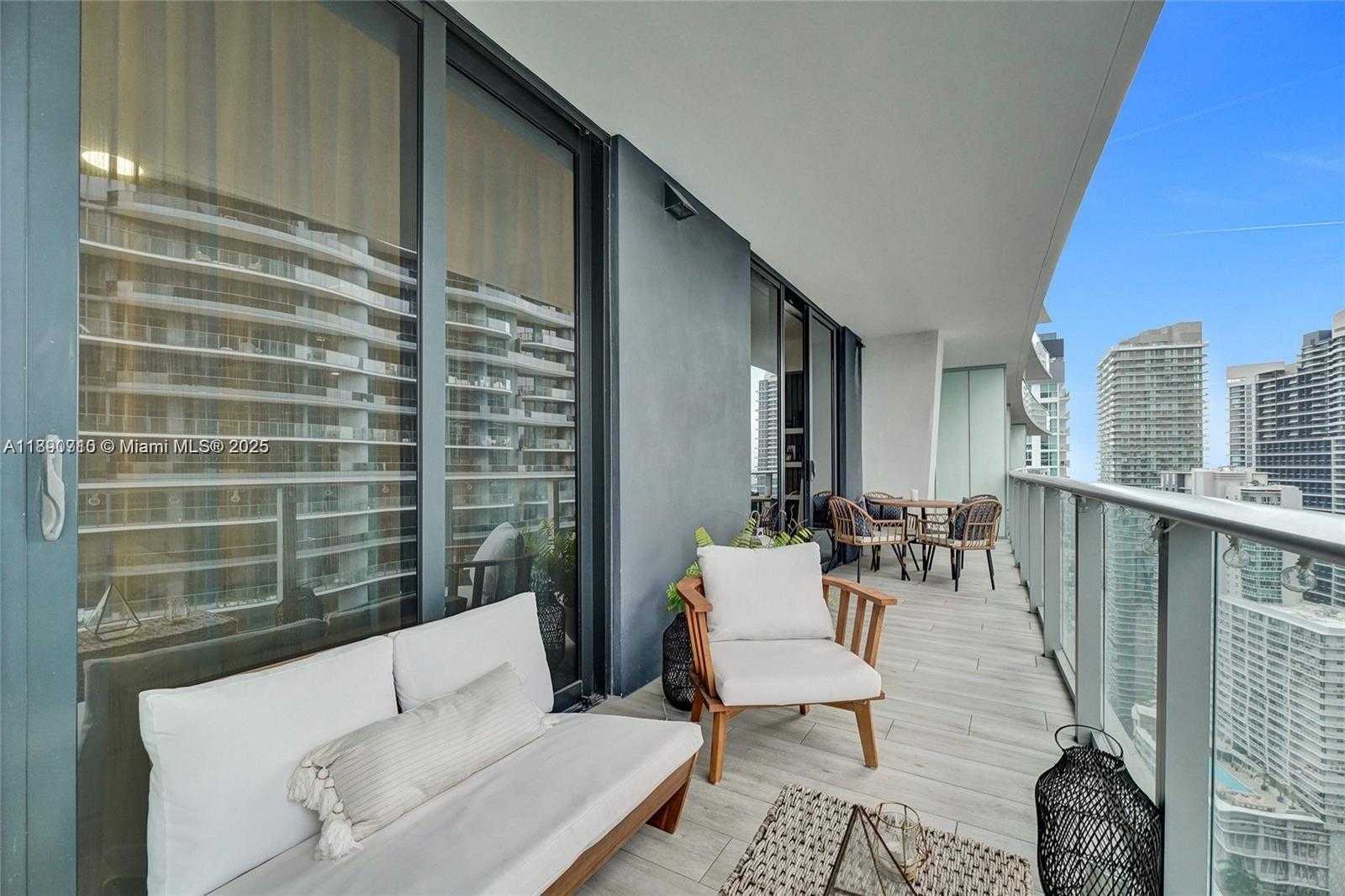 Small Image of 1010 BRICKELL AVE #4009, Miami Number 31