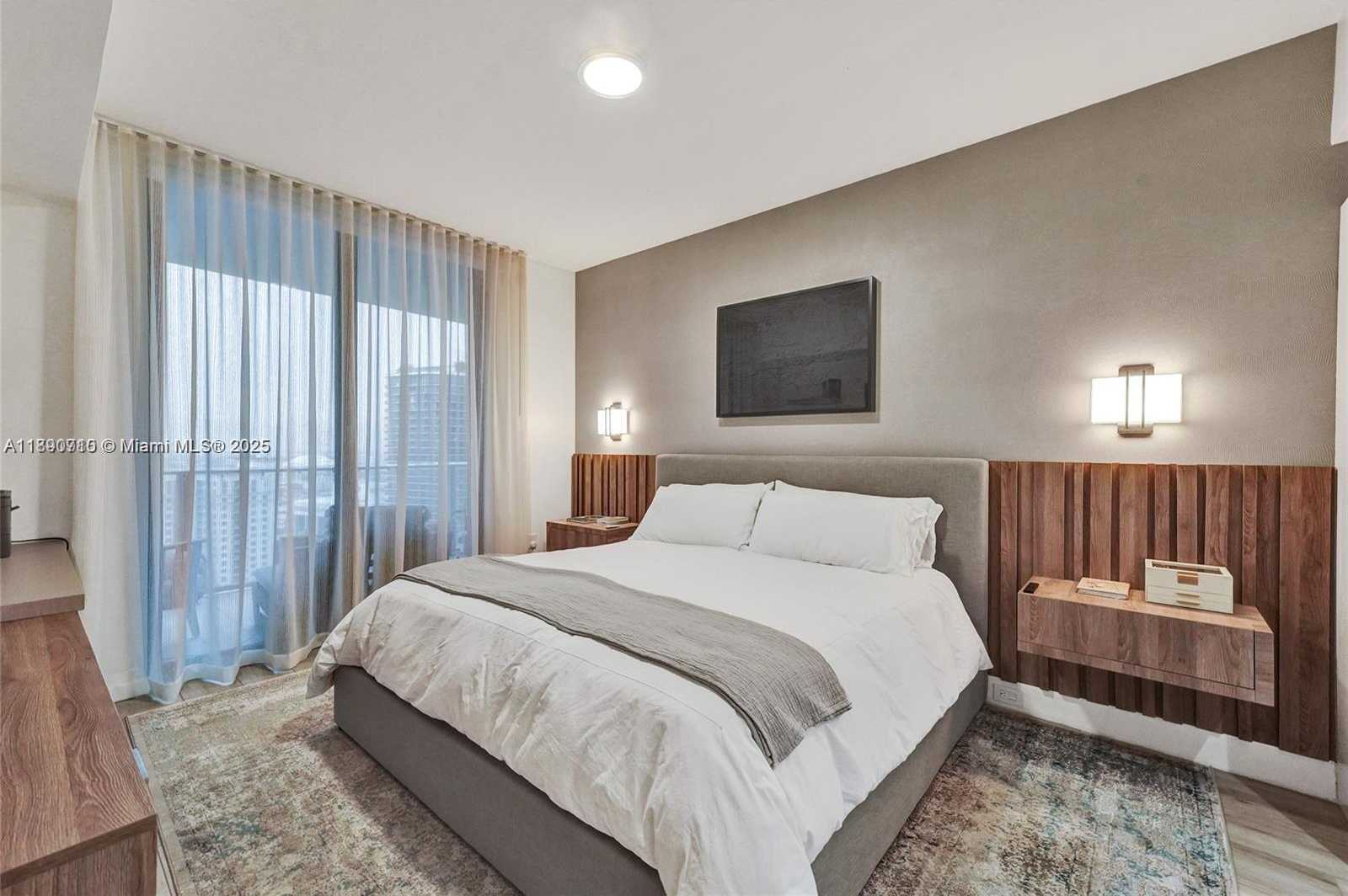 Small Image of 1010 BRICKELL AVE #4009, Miami Number 9