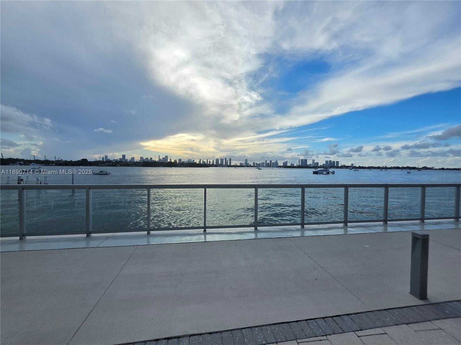 Small Image of 1000 WEST AVE #1104, Miami Beach Number 2