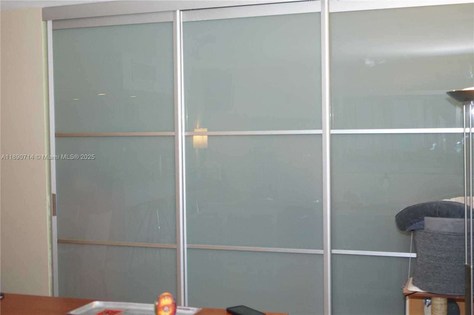 Small Image of 1000 WEST AVE #1104, Miami Beach Number 22