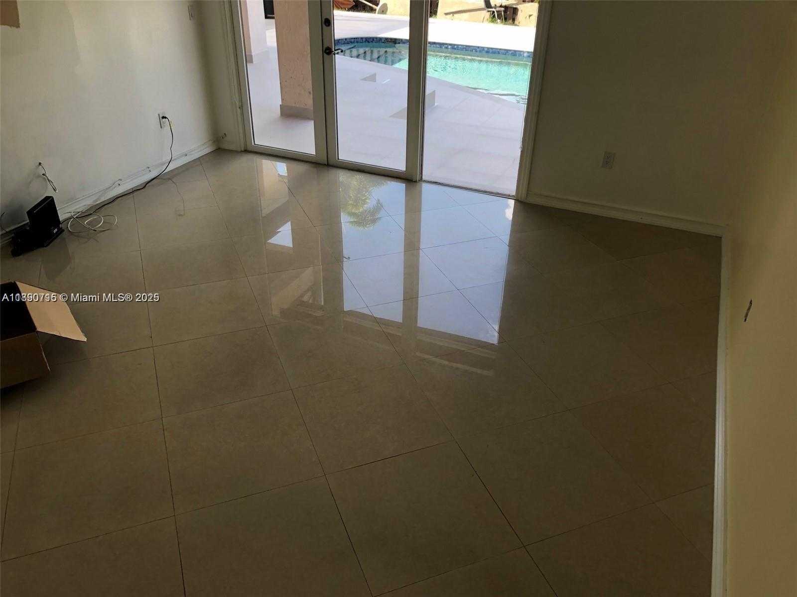 Small Image of 15751 SOUTH WEST 46TH ST #n/a, Miami Number 14