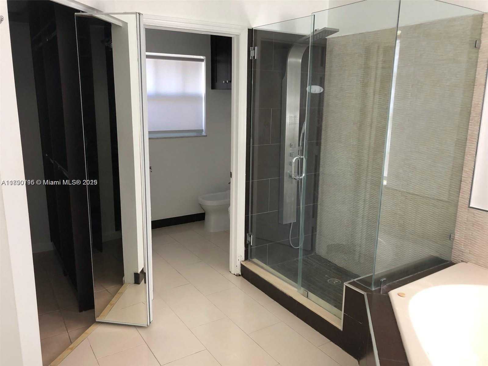 Small Image of 15751 SOUTH WEST 46TH ST #n/a, Miami Number 16
