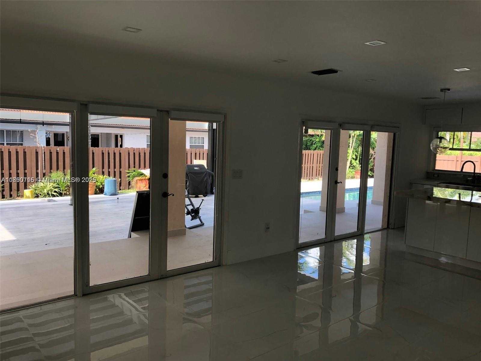 Small Image of 15751 SOUTH WEST 46TH ST #n/a, Miami Number 19