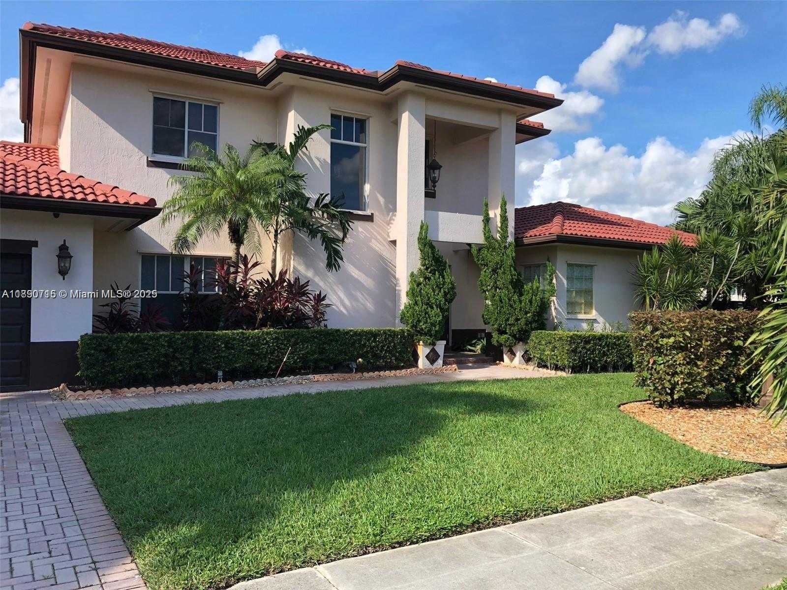 Small Image of 15751 SOUTH WEST 46TH ST #n/a, Miami Number 2