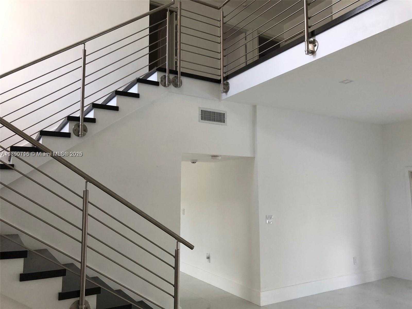 Small Image of 15751 SOUTH WEST 46TH ST #n/a, Miami Number 5
