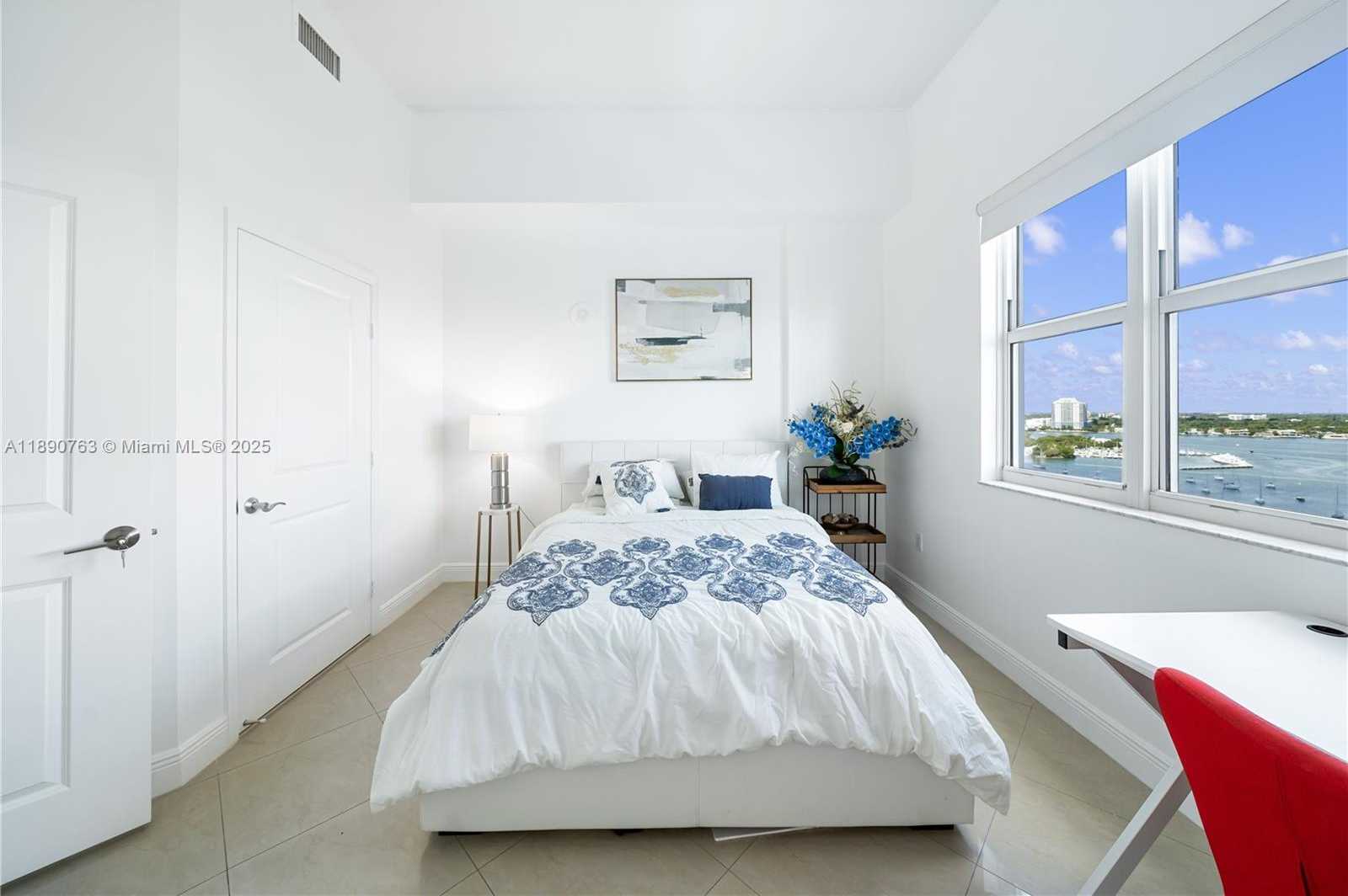 Small Image of 7900 HARBOR ISLAND DR #PH14, North Bay Village Number 17