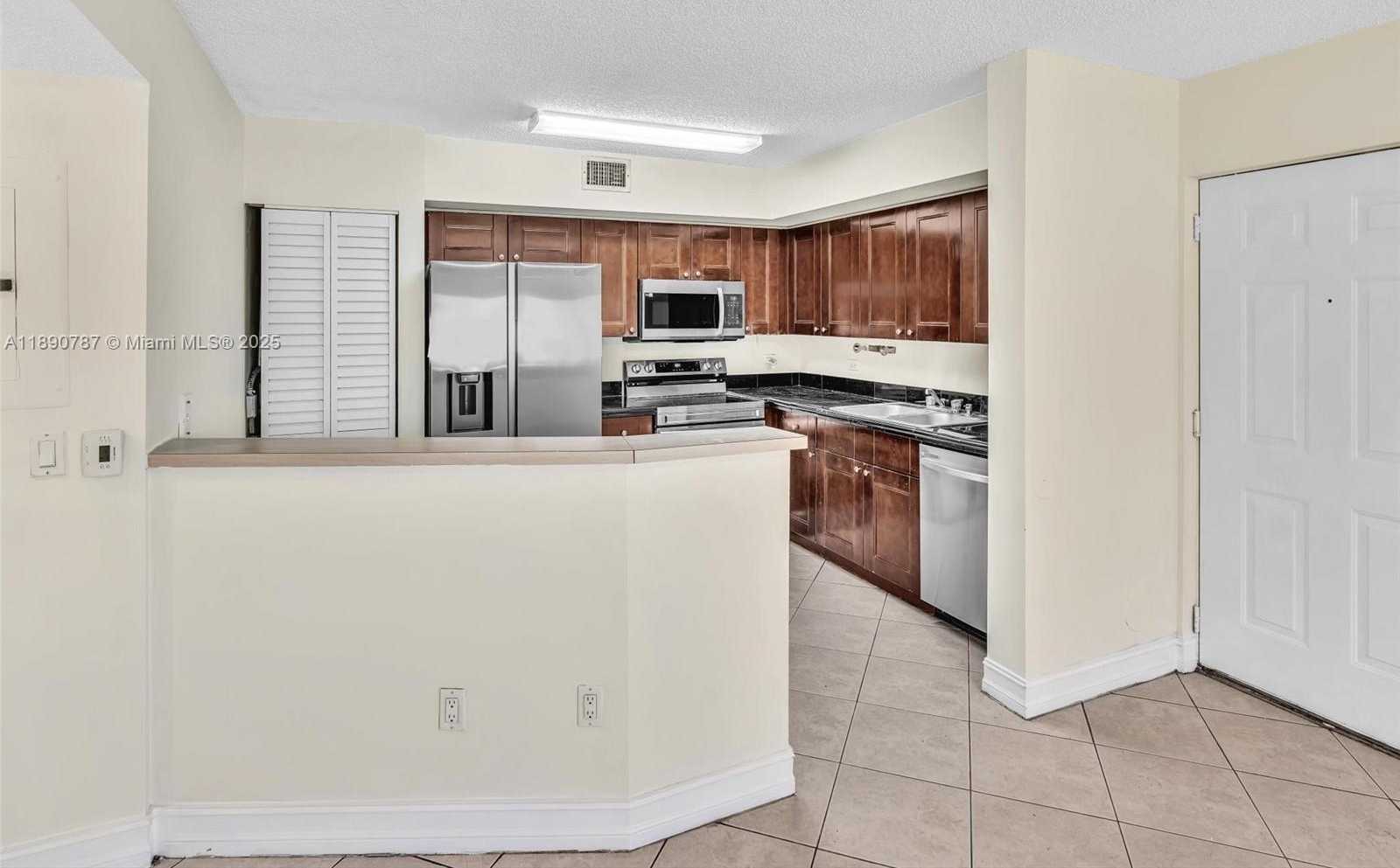 Small Image of 3610 NORTH 56TH AVE #202, Hollywood Number 11