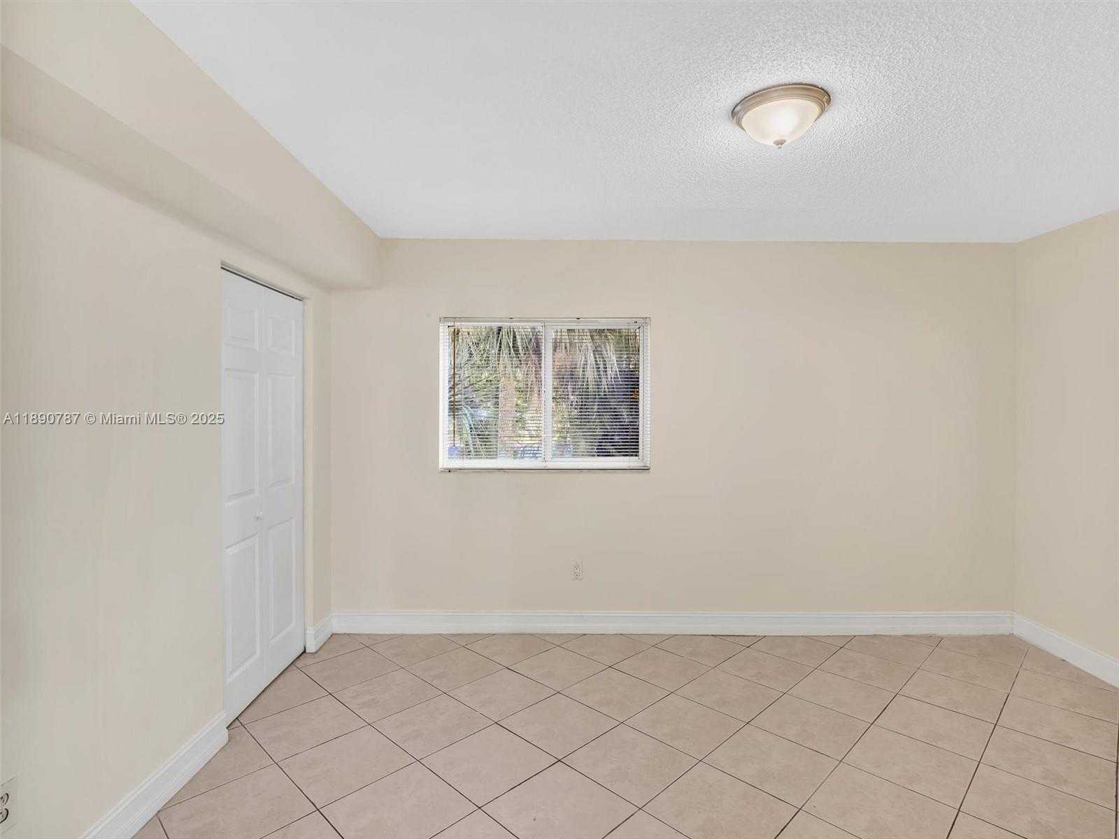 Small Image of 3610 NORTH 56TH AVE #202, Hollywood Number 16