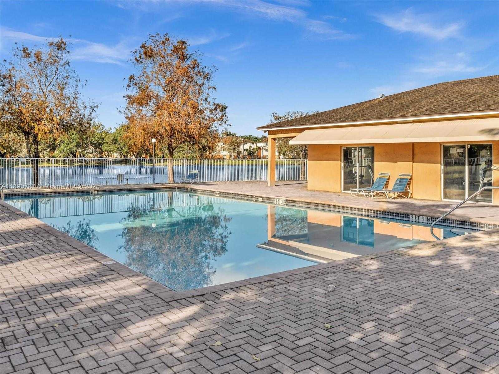 Small Image of 3610 NORTH 56TH AVE #202, Hollywood Number 27