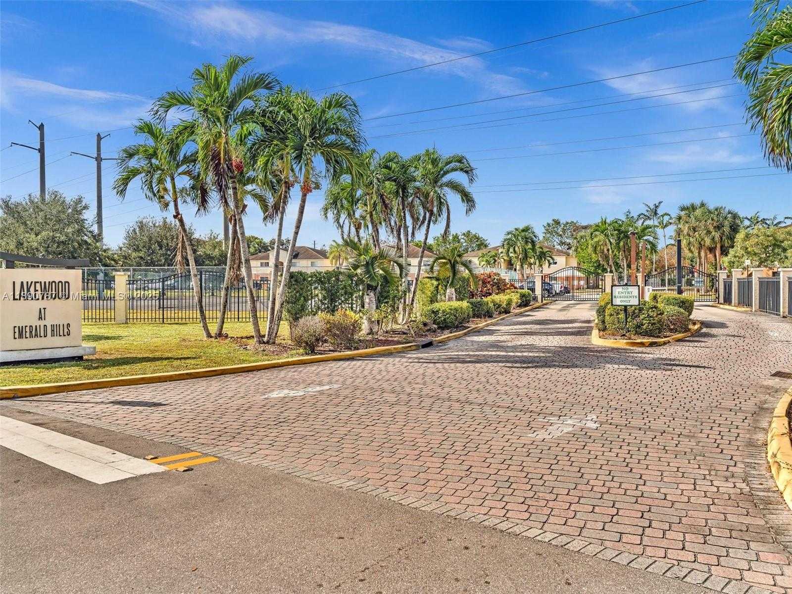 Small Image of 3610 NORTH 56TH AVE #202, Hollywood Number 30