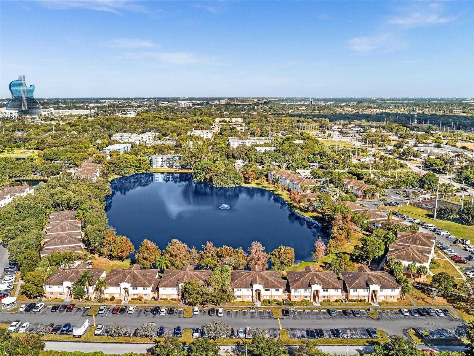 Small Image of 3610 NORTH 56TH AVE #202, Hollywood Number 32