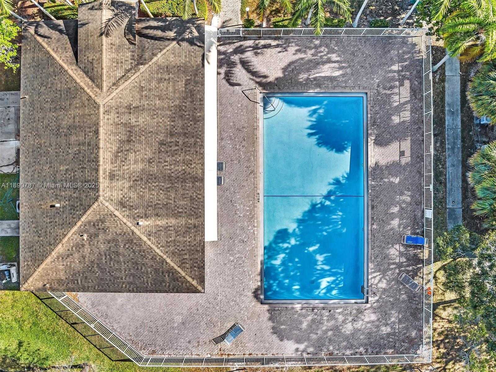 Small Image of 3610 NORTH 56TH AVE #202, Hollywood Number 33