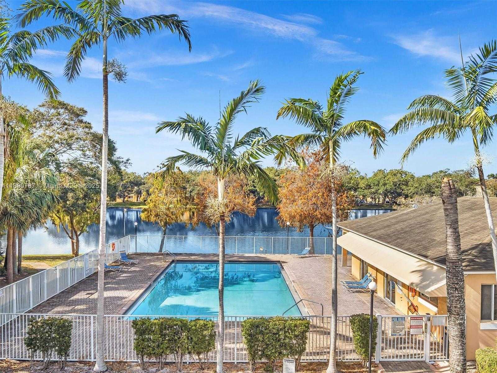 Small Image of 3610 NORTH 56TH AVE #202, Hollywood Number 34