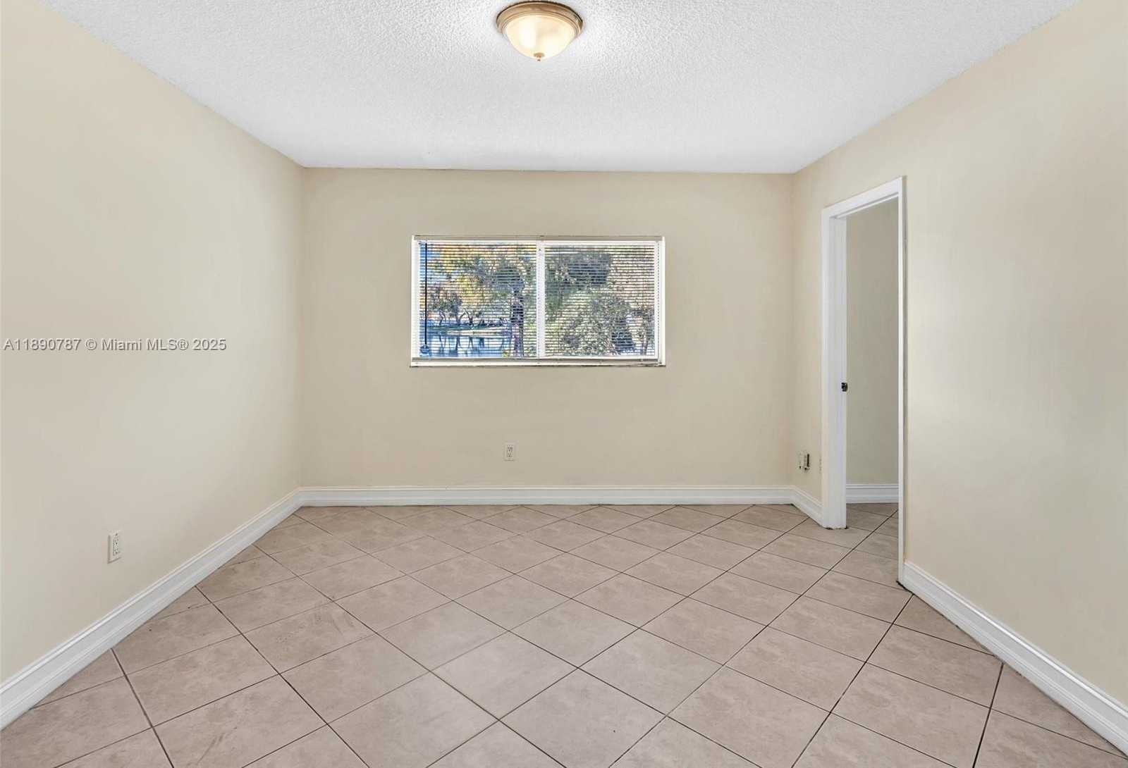 Small Image of 3610 NORTH 56TH AVE #202, Hollywood Number 5