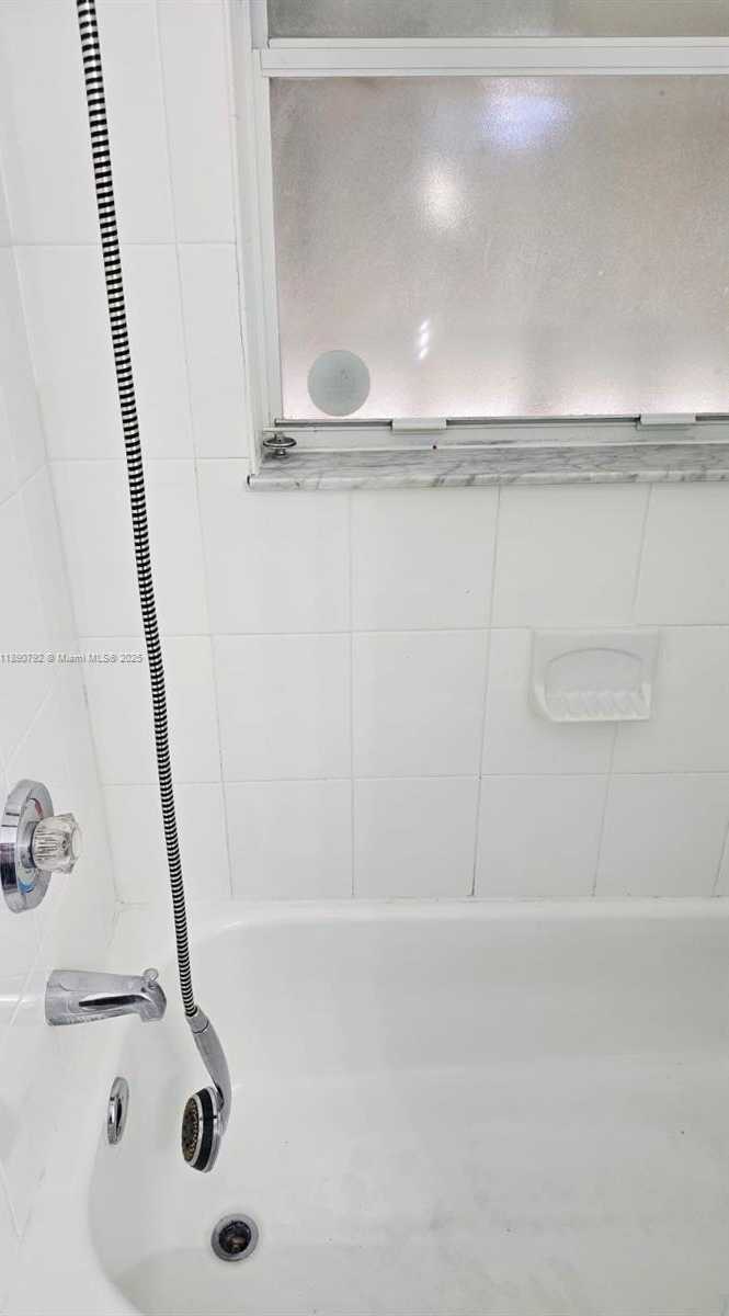 Small Image of 5245 NORTH WEST 112TH AVE #3, Doral Number 23