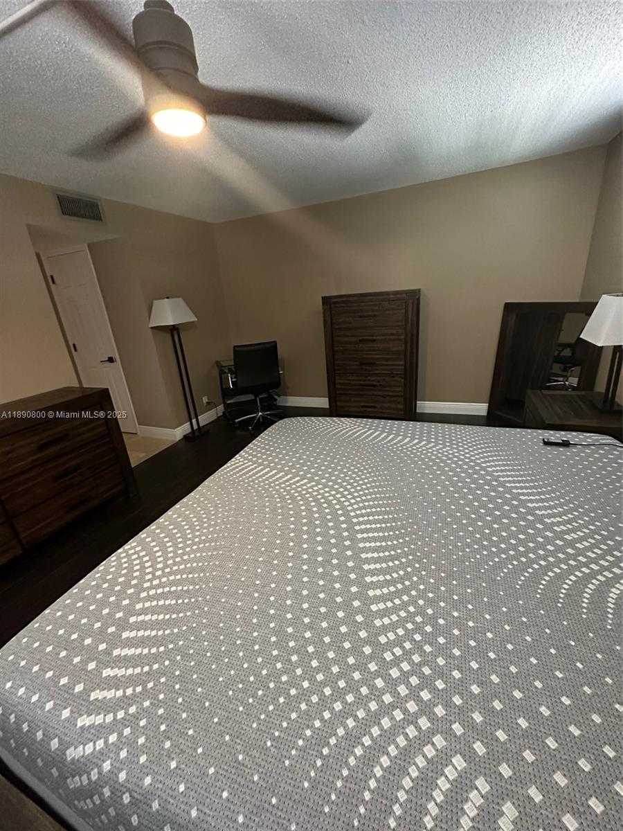 Small Image of 1811 JEFFERSON ST #310, Hollywood Number 10