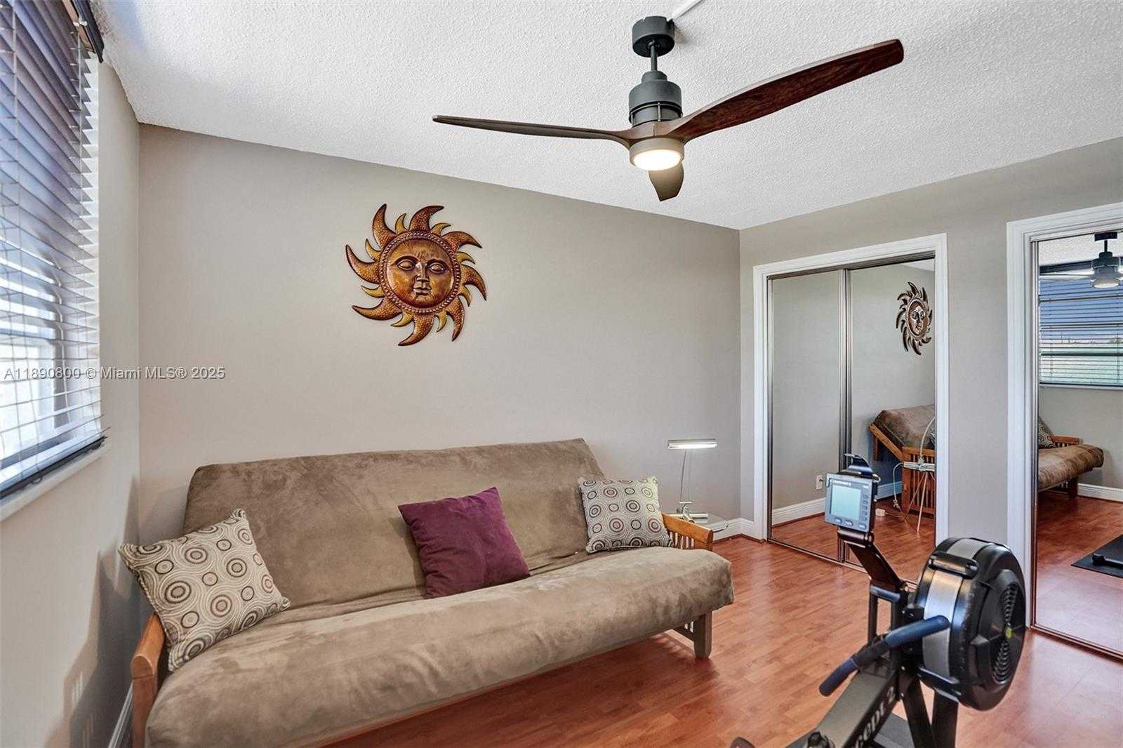 Small Image of 1811 JEFFERSON ST #310, Hollywood Number 22