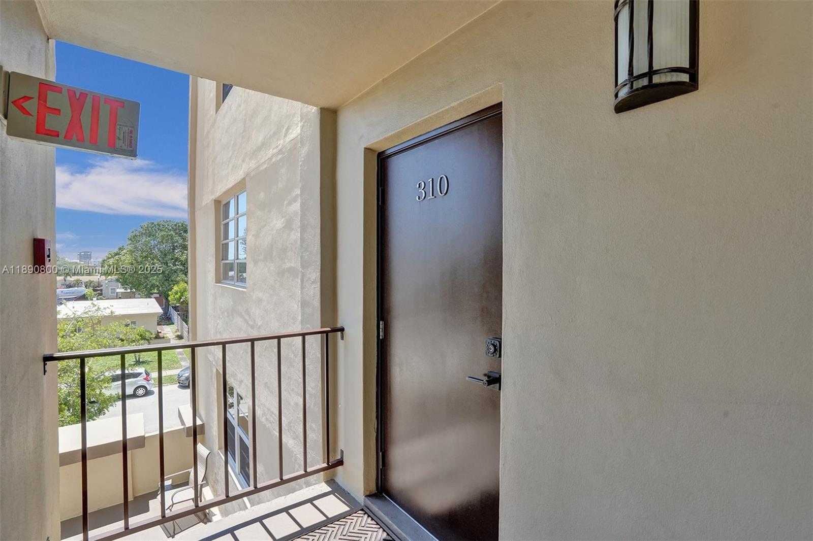 Small Image of 1811 JEFFERSON ST #310, Hollywood Number 31