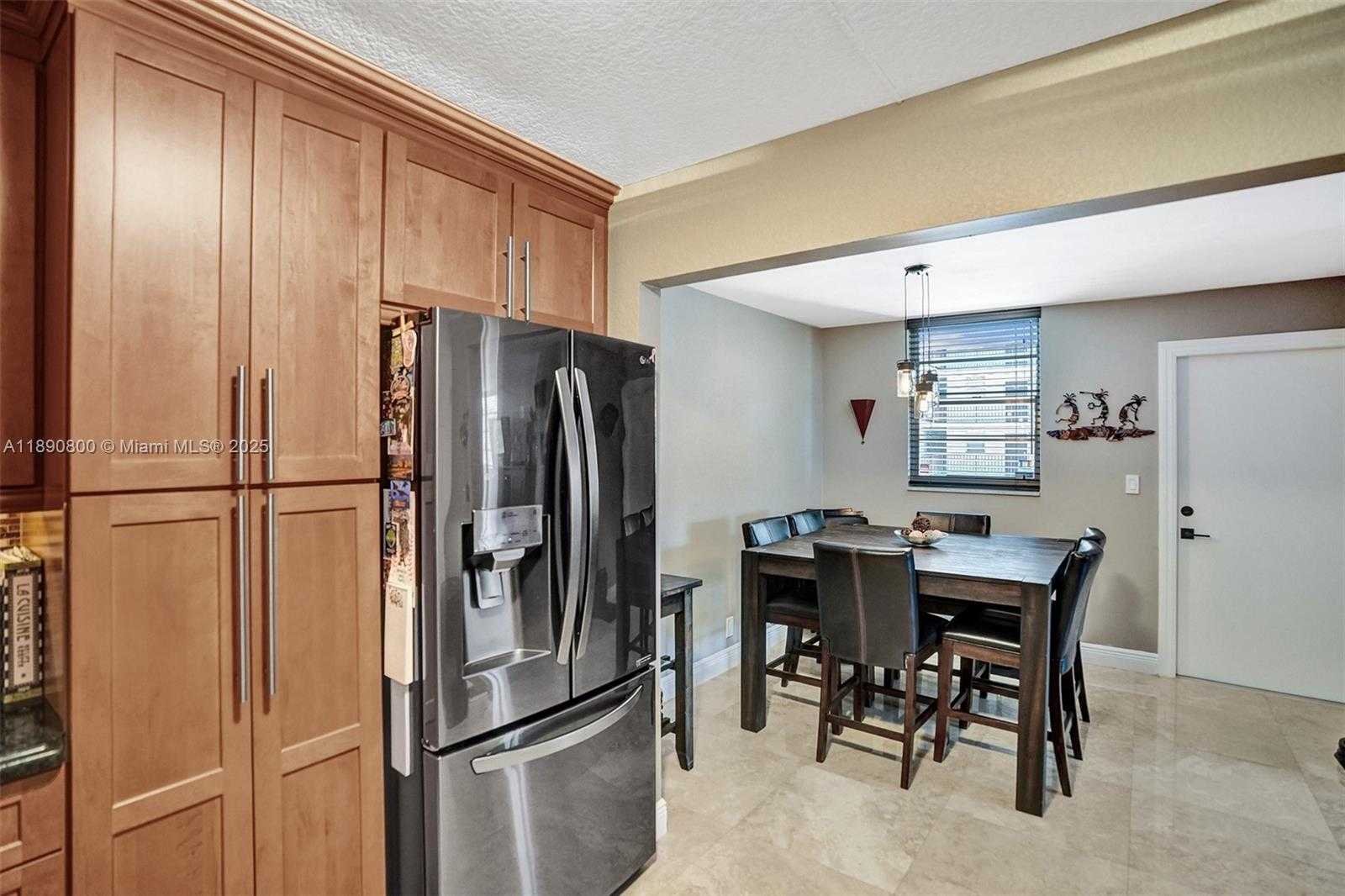 Small Image of 1811 JEFFERSON ST #310, Hollywood Number 34