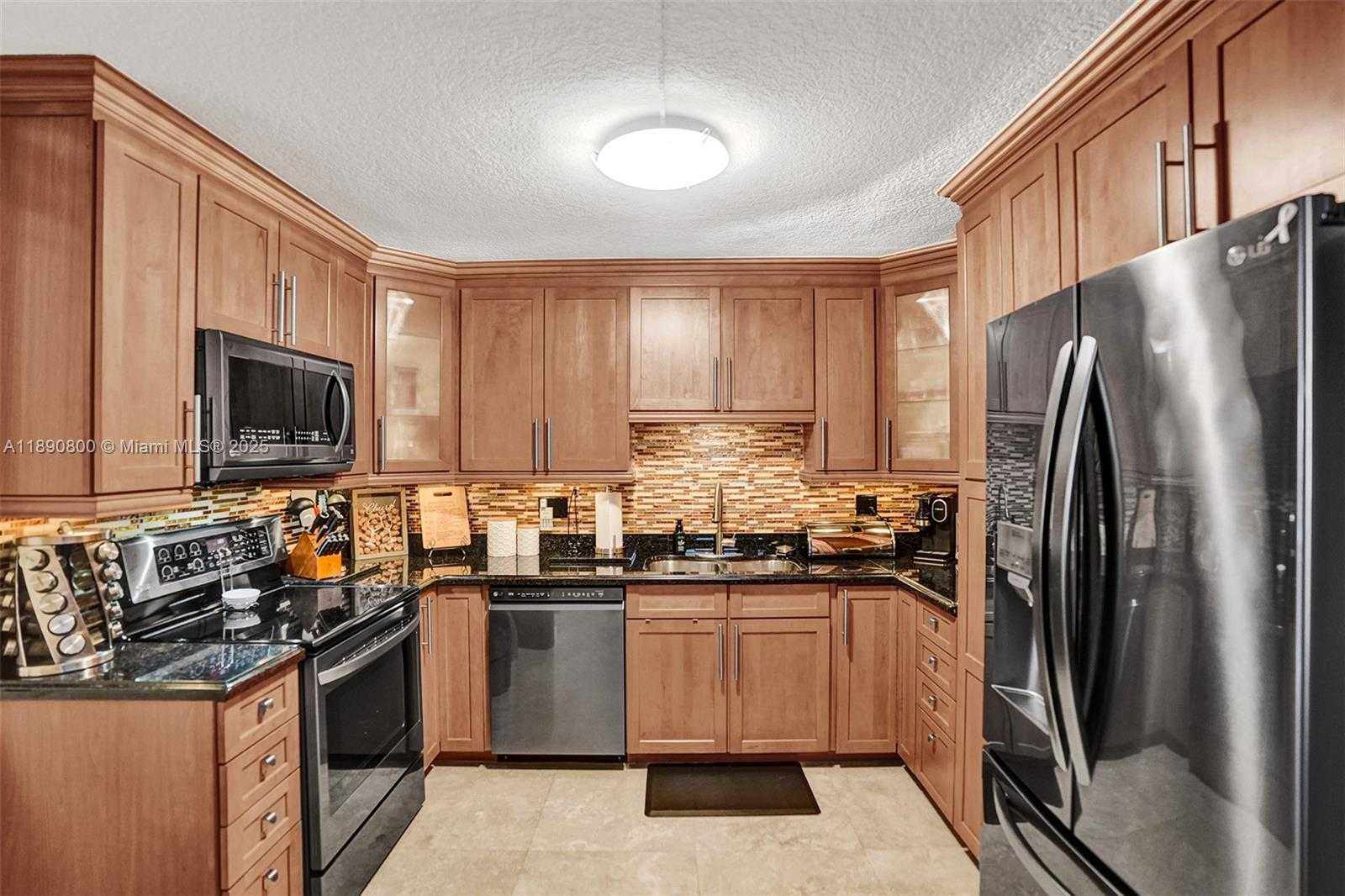 Small Image of 1811 JEFFERSON ST #310, Hollywood Number 40