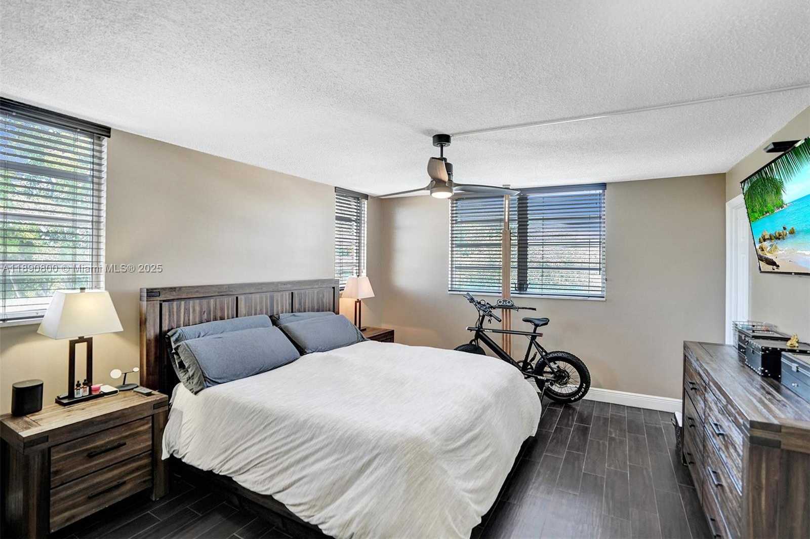 Small Image of 1811 JEFFERSON ST #310, Hollywood Number 48