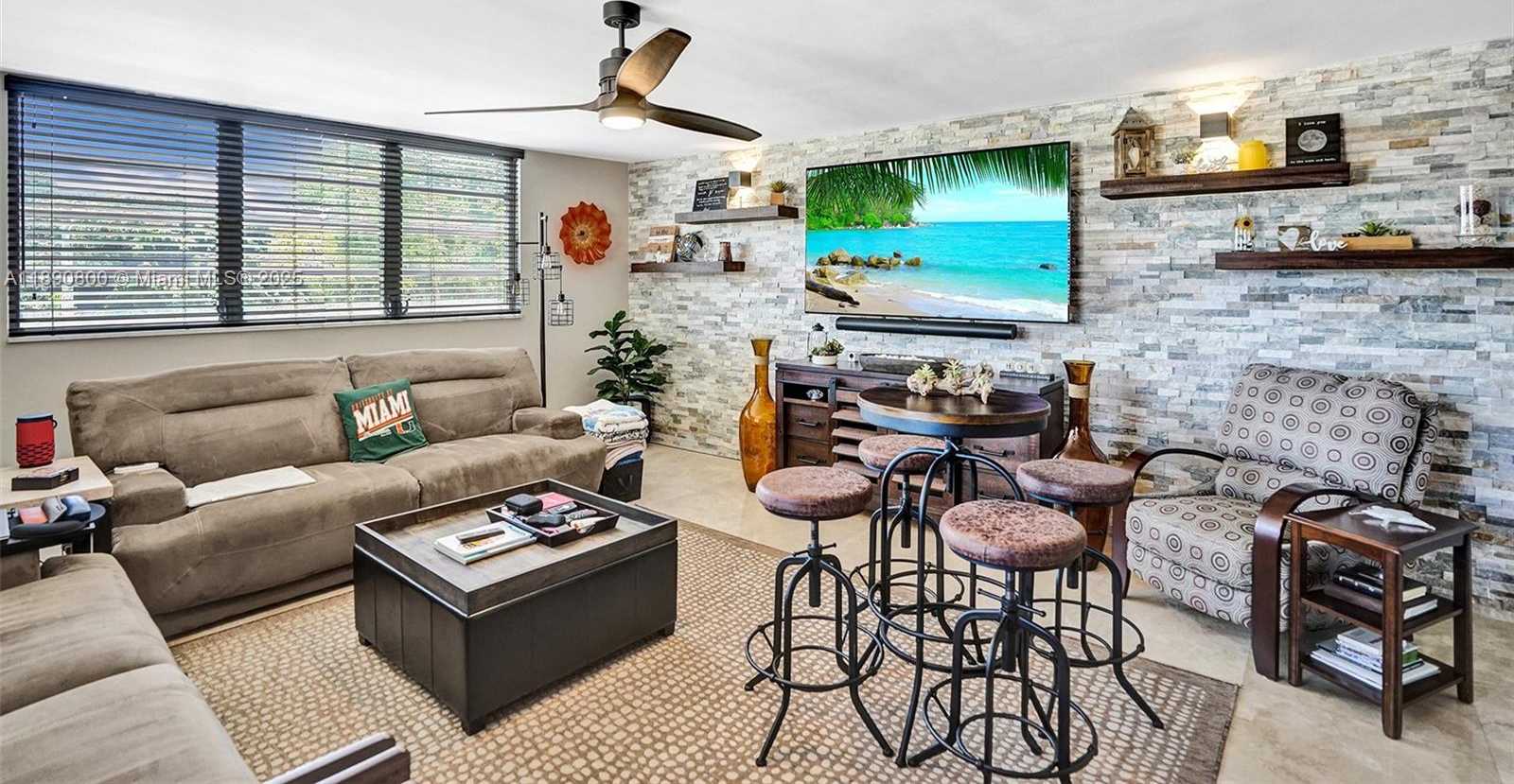 Small Image of 1811 JEFFERSON ST #310, Hollywood Number 61