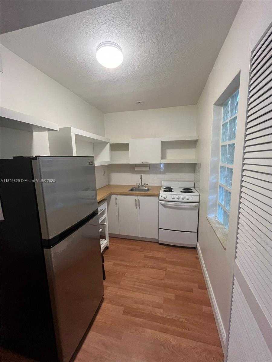 Small Image of 1856 OPECHEE DR #2, Miami Number 2