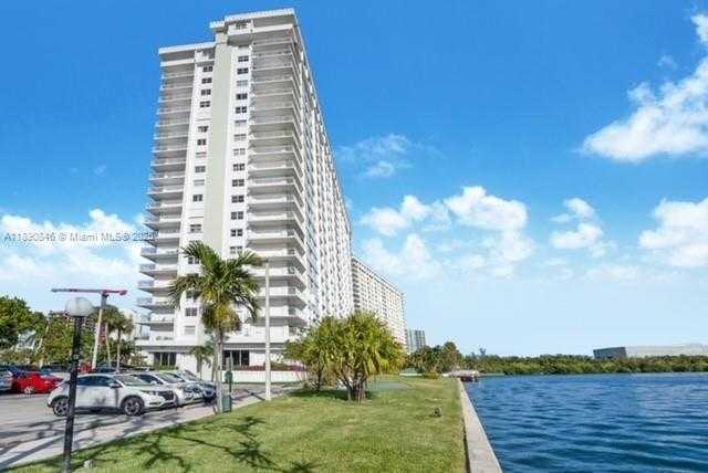 Small Image of 500 BAYVIEW DR #622, Sunny Isles Beach Number 11