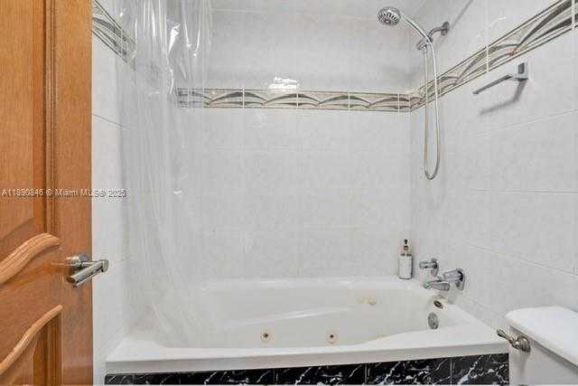 Small Image of 500 BAYVIEW DR #622, Sunny Isles Beach Number 15