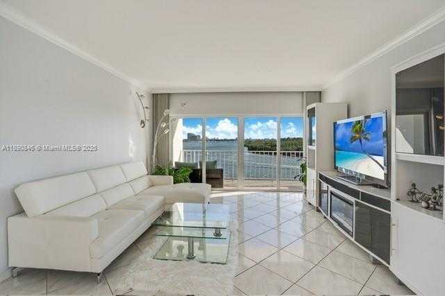 Small Image of 500 BAYVIEW DR #622, Sunny Isles Beach Number 3